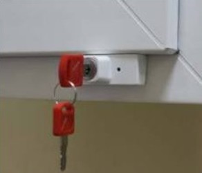 Детский замок для пластиковых окон ПВХ